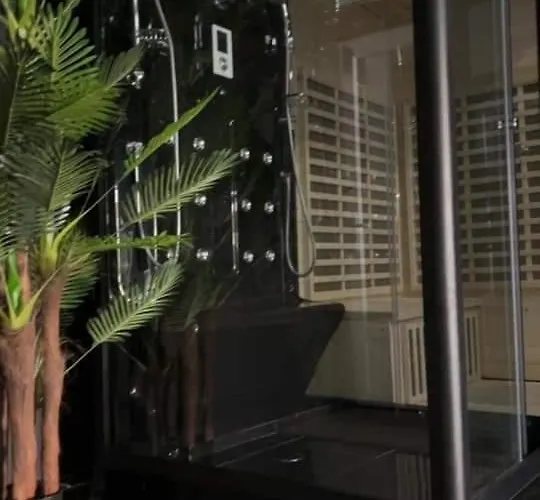 Love hotel Eau Bon'heure Bassee